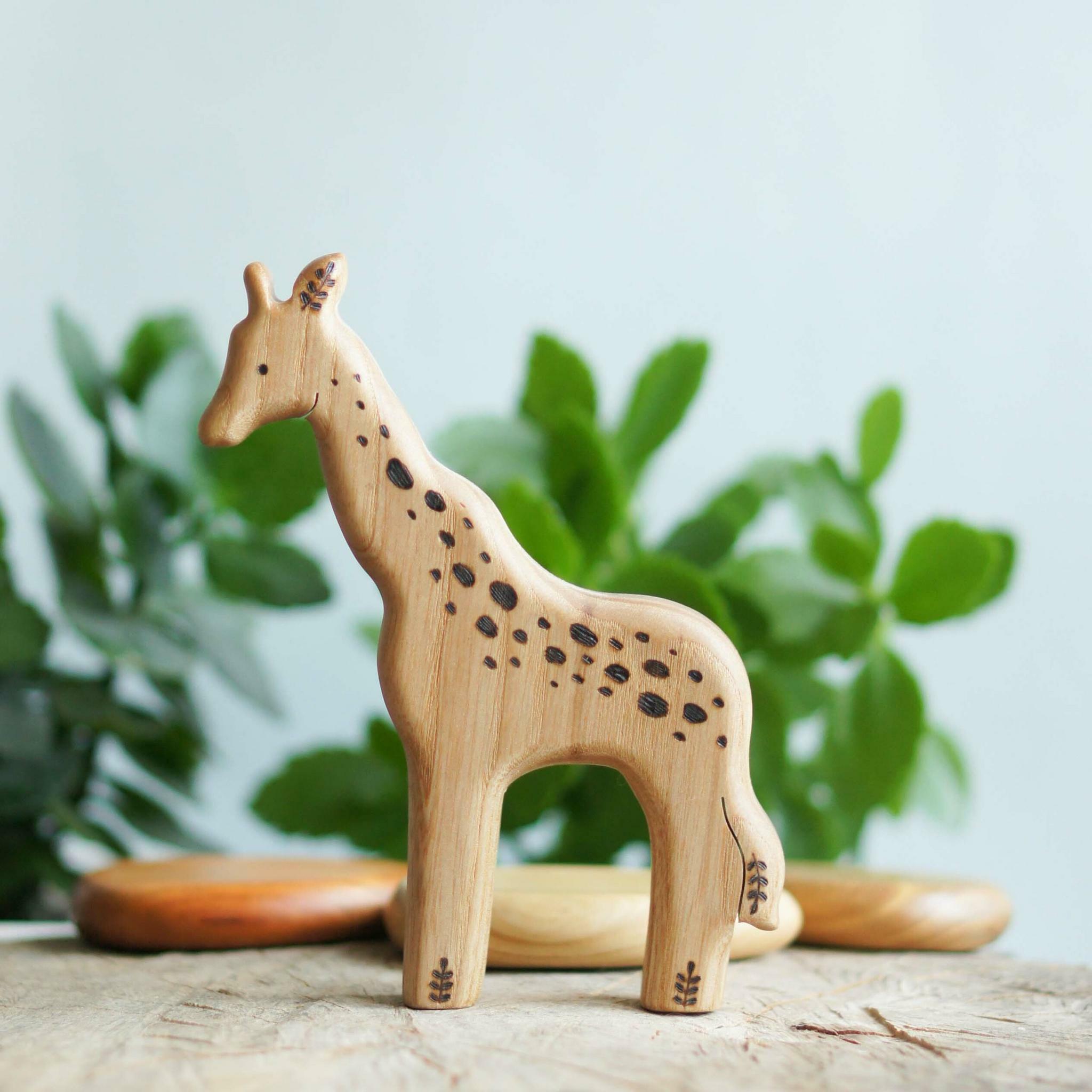 Giraffe wooden toy