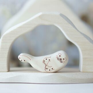 Seal baby wooden toy with sparkle