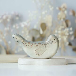 Seal mom wooden toy, painted
