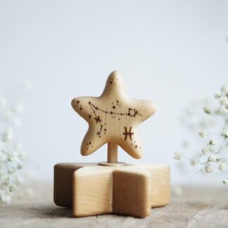 Wooden star zodiac Pisces