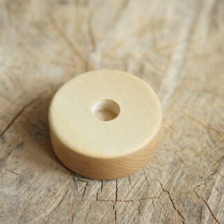 Waldorf round stand