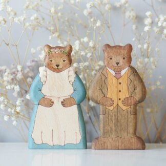 Mom Bear (blue dress) and Dad Bear (in a suit) set