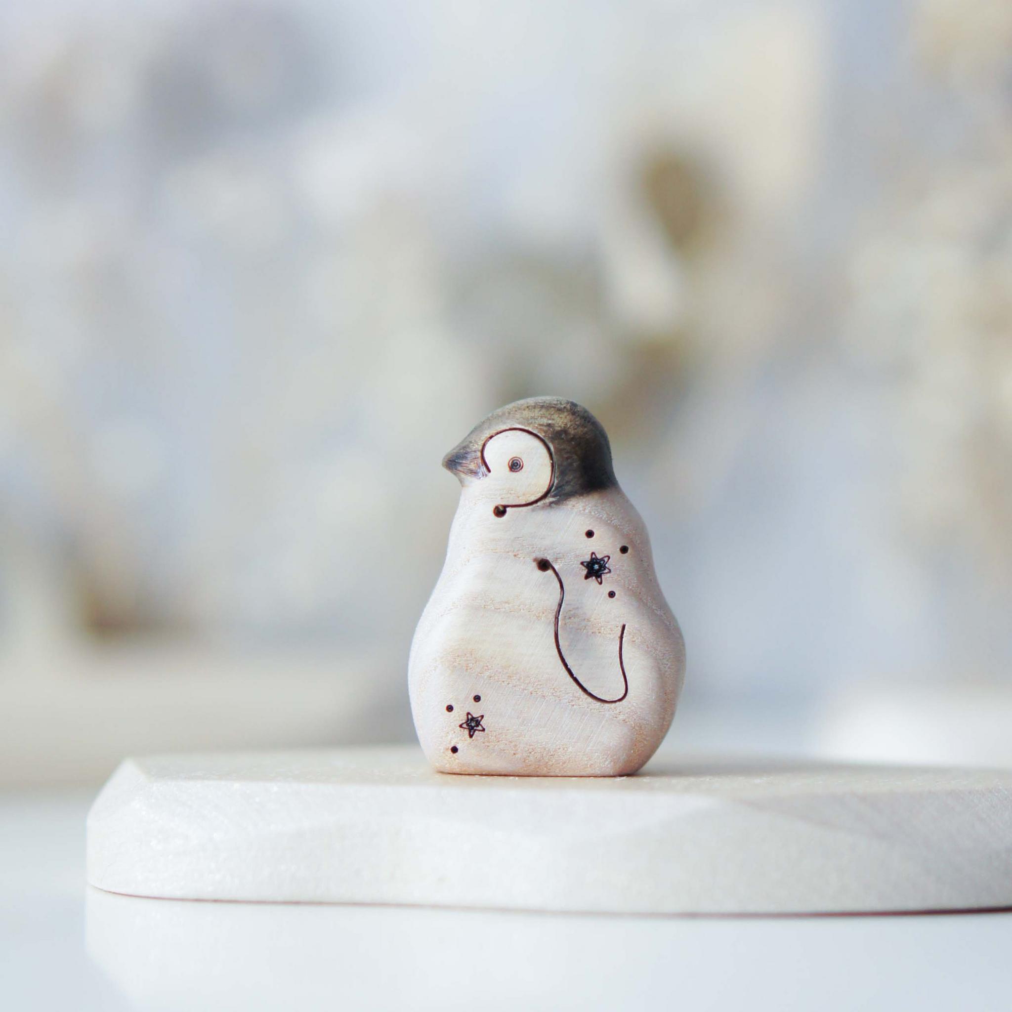 Wooden penguin baby toy painted (with sparkle)